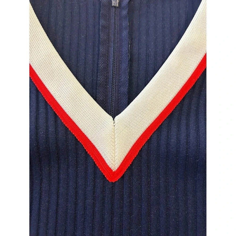 Vintage 1970s Leslie Fay Navy Blue White Pleated Knit Dress Red Trim V-Neck - Picture 14 of 15